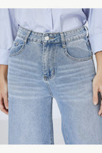 Light Wash Stretch Palazzo Jeans, Light Blue, waist detail