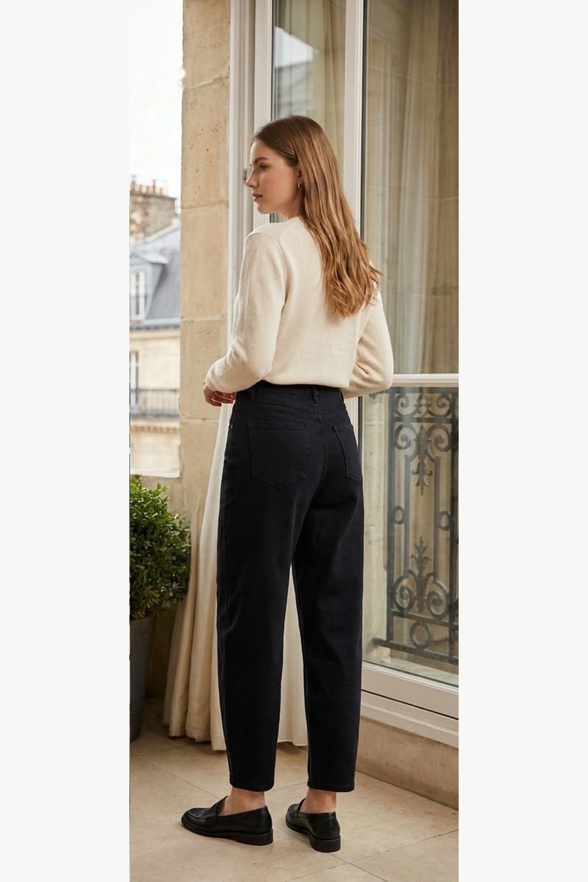 Barrel Leg Jeans with Side Seam Detail, Black, back model view